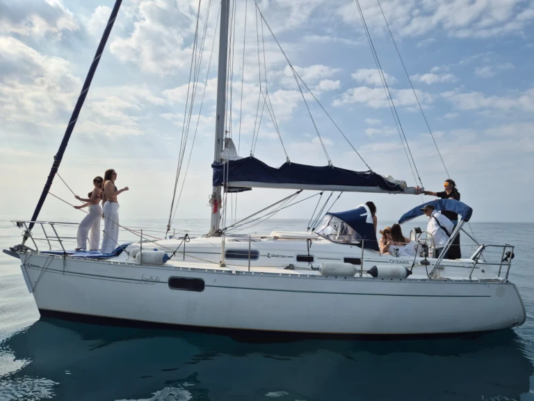 Alquiler Andora - Bénéteau Oceanis 321 en SamBoat