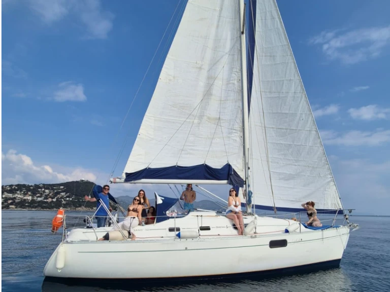Alquiler de Velero, con o sin patrón Bénéteau Andora