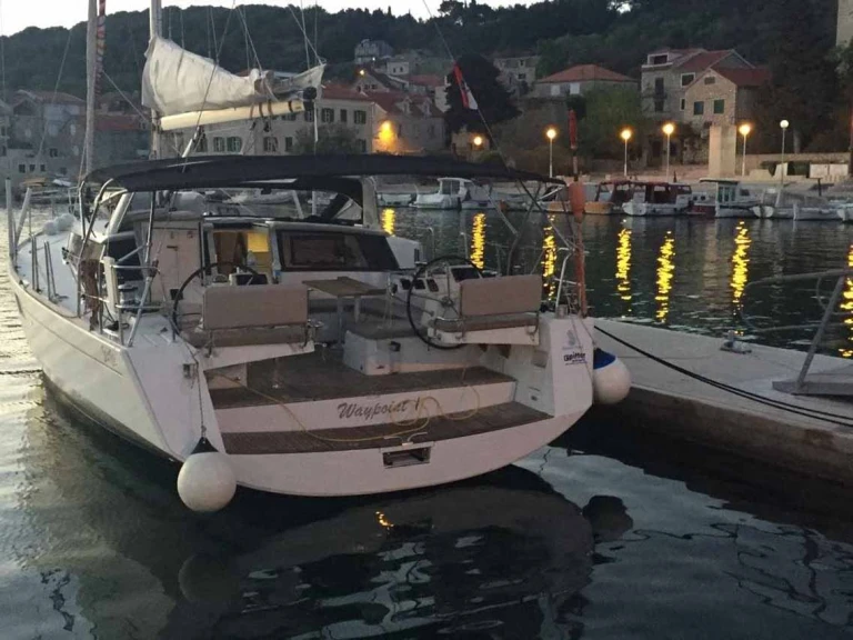 Alquiler de embarcaciones Bénéteau Sense 50 enJezera en Samboat