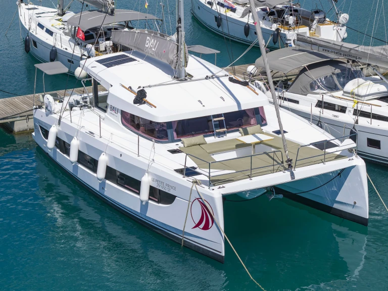 Alquiler de Catamarán, con o sin patrón Bali Kaštela