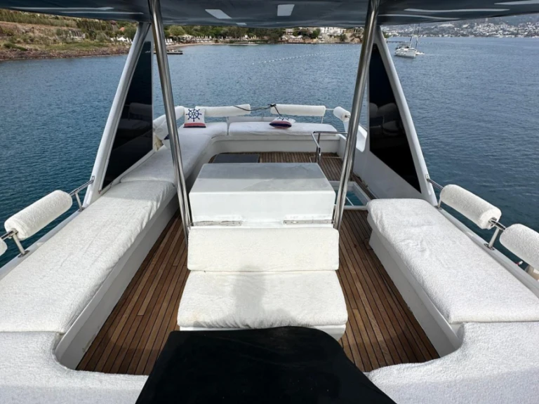 Alquiler de embarcaciones Custom Made Custom 56 enYalıkavak en Samboat