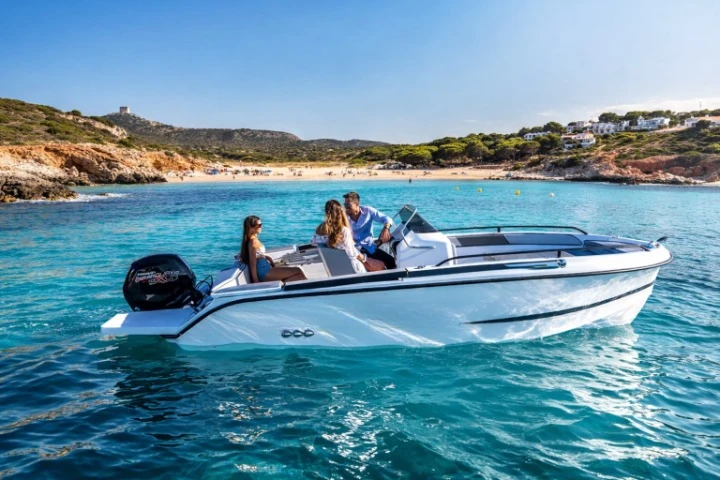 Alquiler de BMA BMA X199 en Port d'Addaia (Puerto)