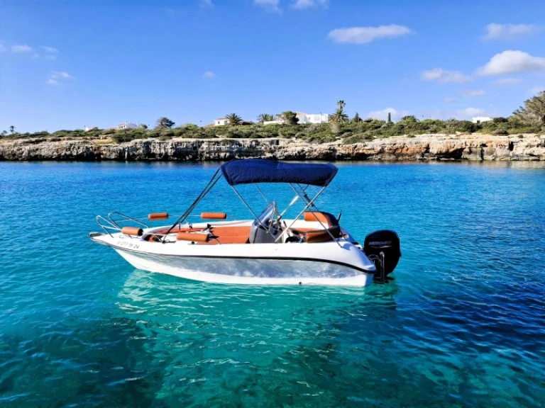 Alquiler de Polyester Yacht Marion 540 en Ciutadella