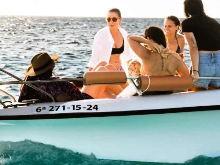 Alquiler de Lancha, con o sin patrón Polyester Yacht Ciutadella