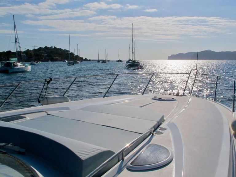 Sunseeker Portofino 53 de alquiler a Marina de Dénia