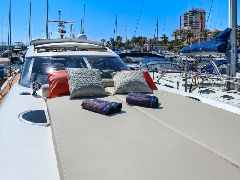 Alquiler Ibiza (Ciudad) - Sunseeker Predator 60 en SamBoat
