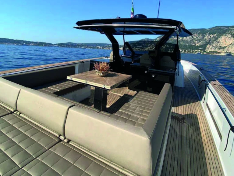 Alquiler de Pardo Yachts Pardo 50 en Torre Annunziata