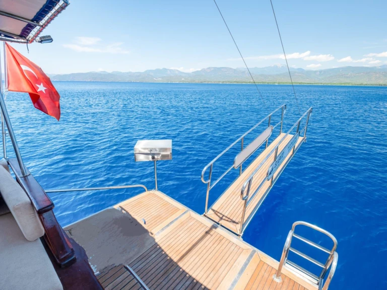 Özel Yapım 1993 -2024 refit de alquiler a Fethiye