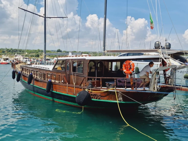 Gulet Bodrum de alquiler a Vlores