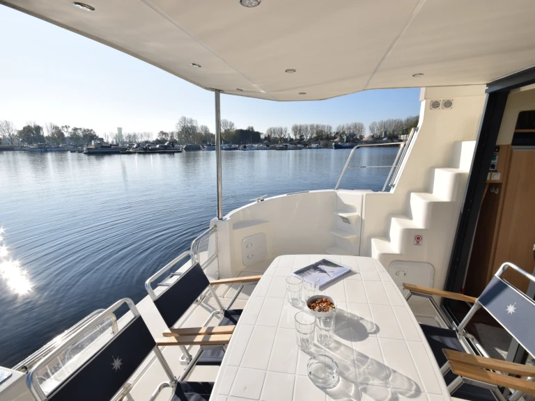 Nicols Yacht Nicols Octo Fly de alquiler a Kerkdriel