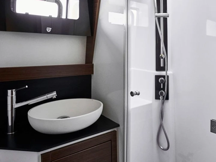 Alquiler de embarcaciones Nautitech Nautitech 46 Fly enÁlimos en Samboat