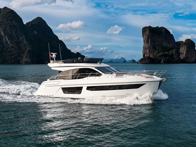 Azimut Azimut 53 Fly de alquiler a Trogir