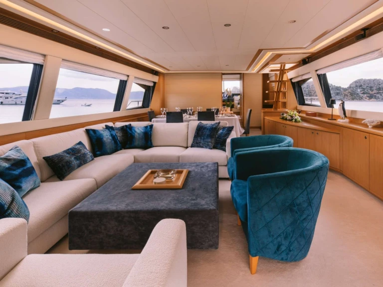 Ferretti MAYBE NOT de alquiler a Grecia