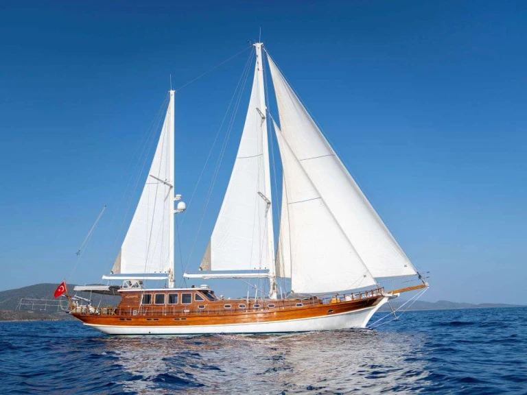 Alquiler de Yate de lujo, con o sin patrón Custom Bodrum