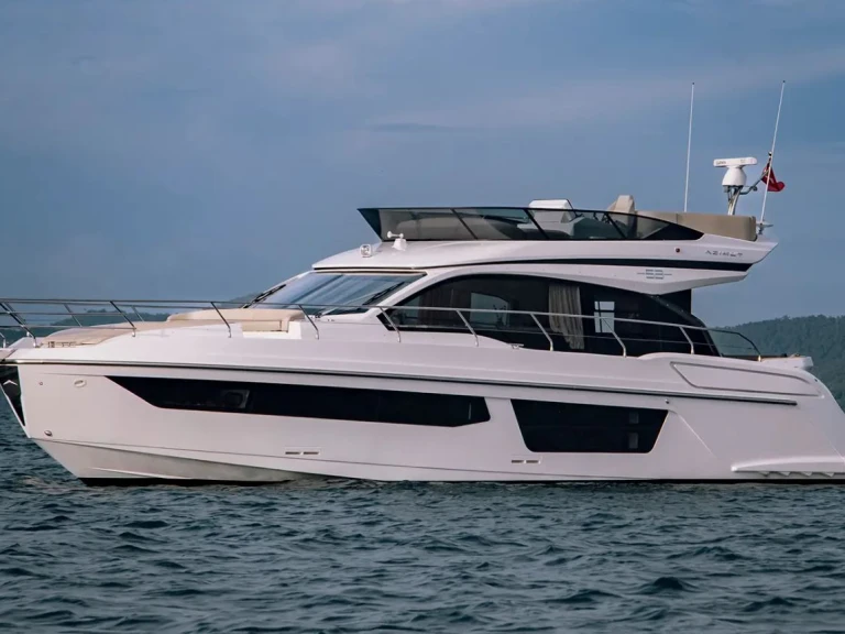 Alquiler de barcos Trogir barato de Azimut 53 Fly