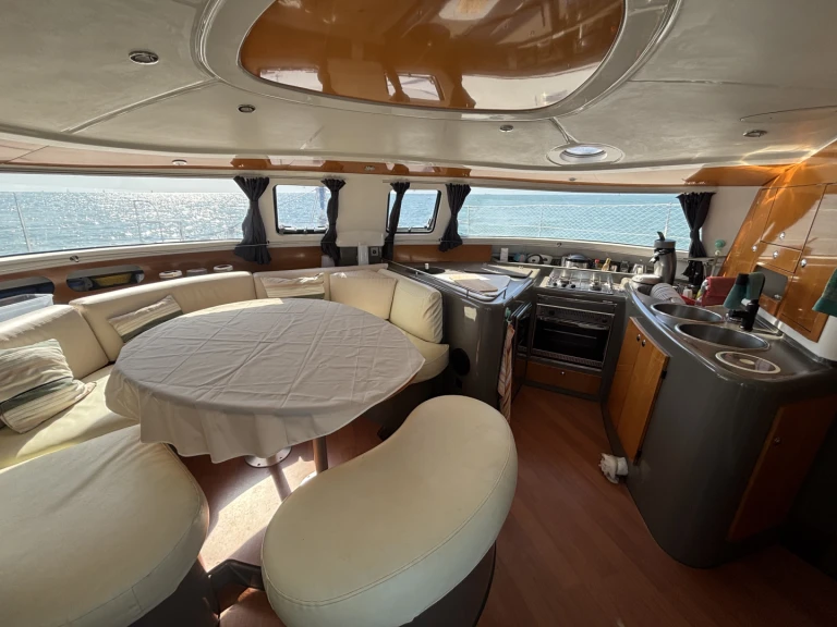 Alquiler de barcos La Flotte barato de Belize 43