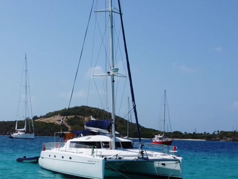 Alquiler Catamarán en La Flotte - Fountaine Pajot Belize 43