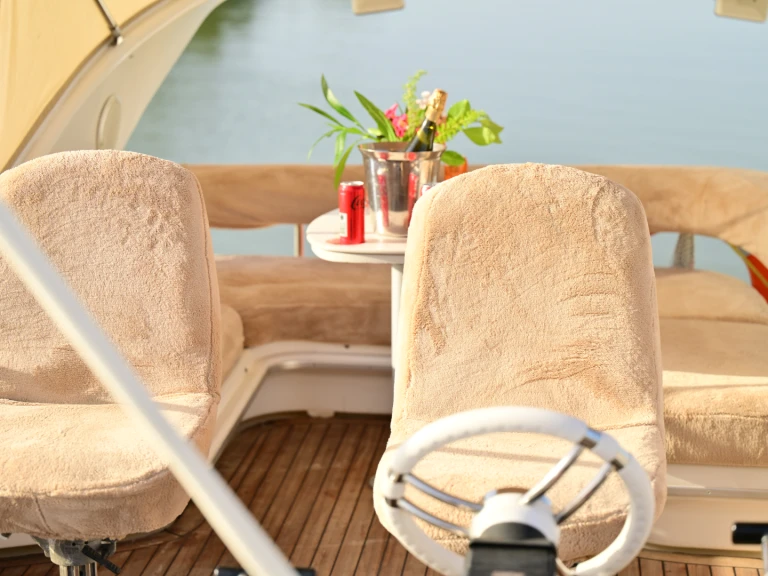 Alquiler Lancha en Antalya (City) - Sea Ray 400 Sedan Bridge