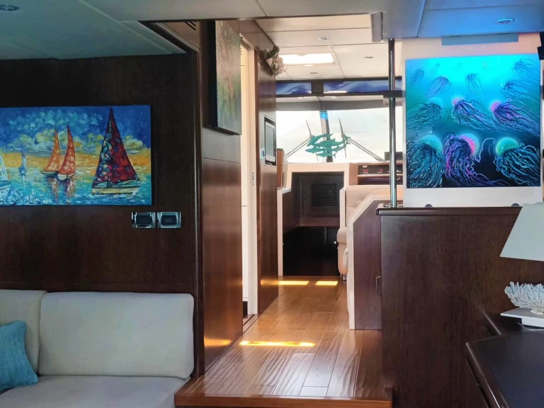 Alquiler de Yate de lujo, con o sin patrón Gianetti La Spezia