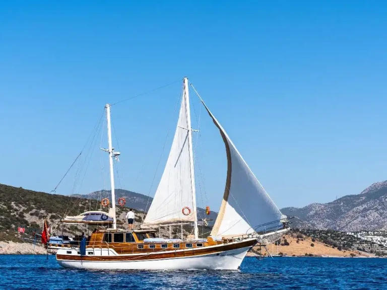 Velero para alquilar Bodrum al mejor precio
