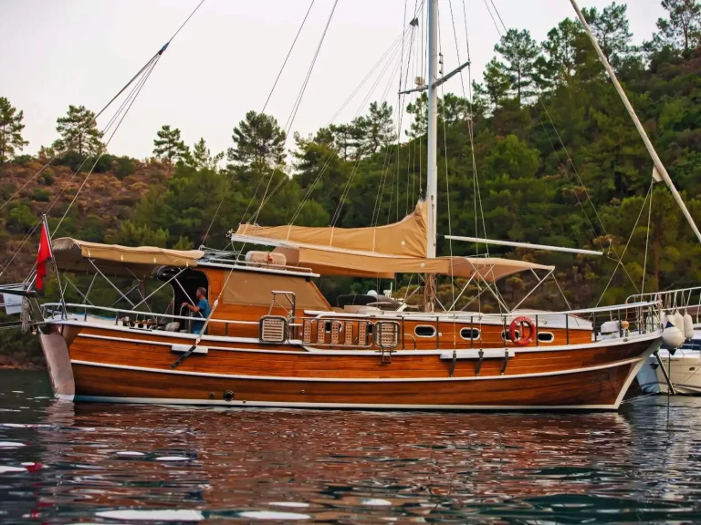 Alquiler de Velero, con o sin patrón Custom Göcek