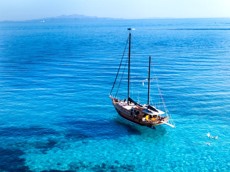 Alquiler de embarcaciones Custom Gulet-Motor Sailor Gulet 72ft enMykonos (Ciudad) en Samboat