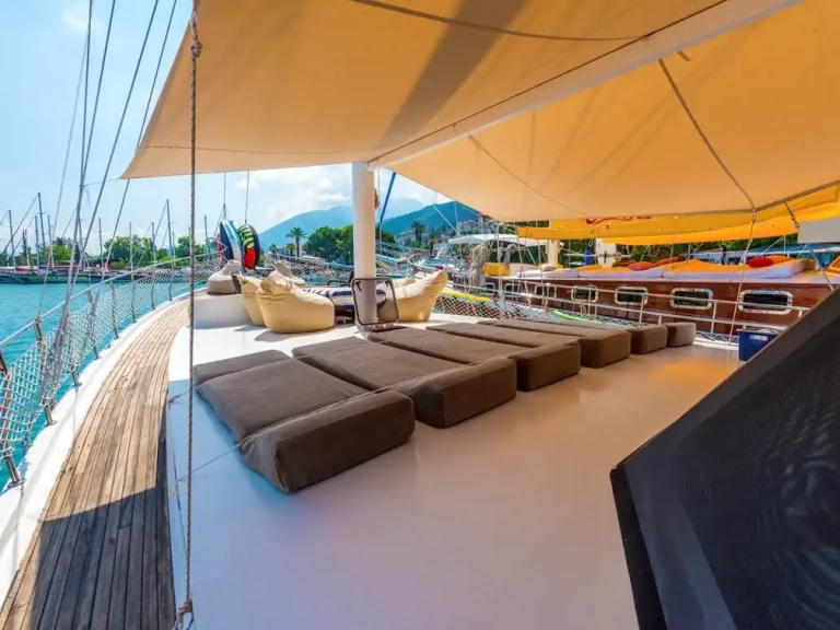Alquiler de Custom Made en Fethiye