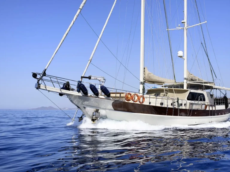 Alquiler de Velero, con o sin patrón Custom Bodrum