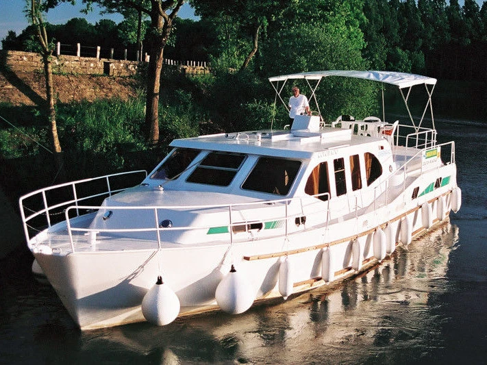 Alquiler de embarcaciones  America 43 enSavoyeux en Samboat