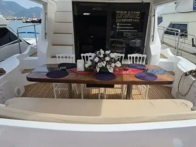 Alquiler Velero Custom con o sin  título de navegación