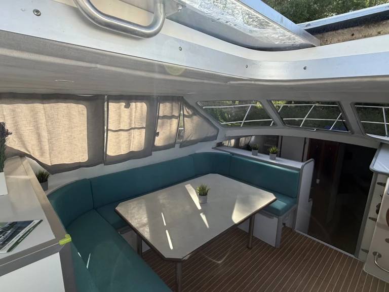 Alquiler de  Tarpon 42 en Mittersheim