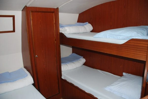 Alquiler de  Tarpon 42 en Savoyeux