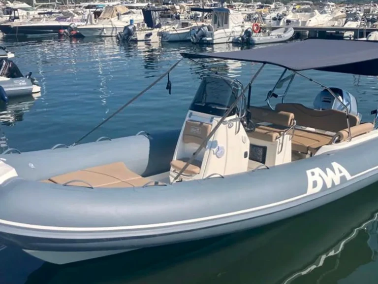 Alquiler de embarcaciones Bwa Sport 22 GT enLa Madrague en Samboat