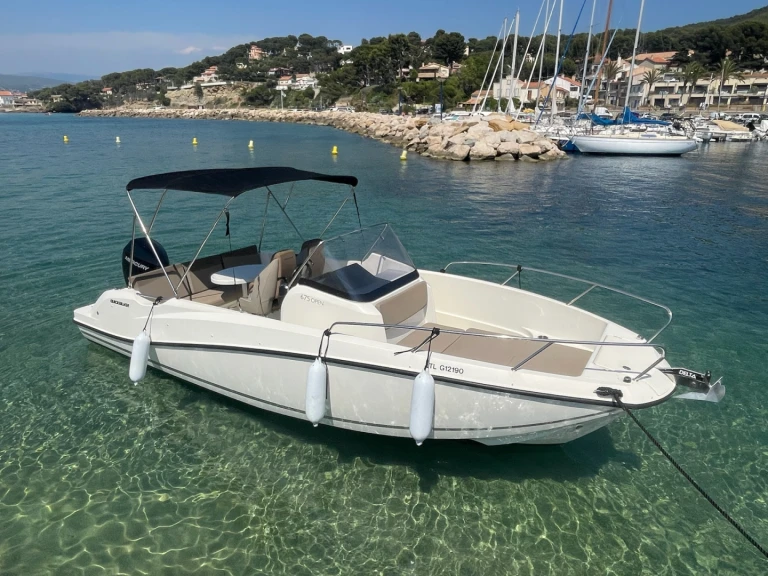Alquiler de Quicksilver Activ 675 Open en La Madrague