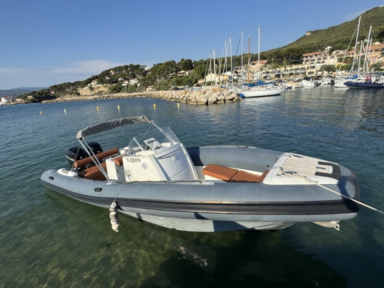 Alquiler de Sea-Hawk 9 en La Madrague
