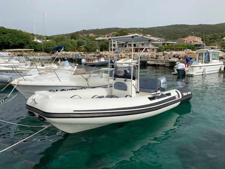 Alquiler de Marsea Marsea SP 90 en Porto Pollo