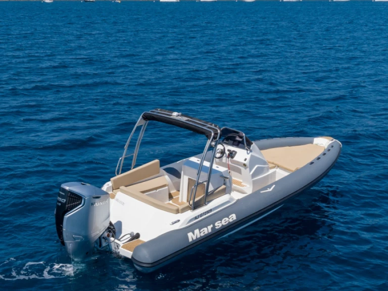 Alquiler Neumática en Porto Pollo - Marsea MARSEA 850