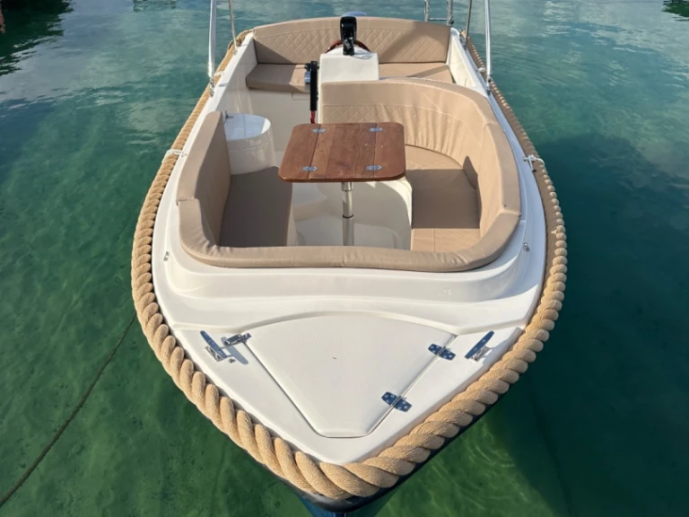 kruger KRUGER 485 de alquiler a Porto Pollo