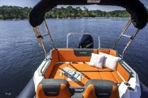 Alquiler de embarcaciones Zodiac ZODIAC MEDLINE 6.8 enPort-Haliguen en Samboat