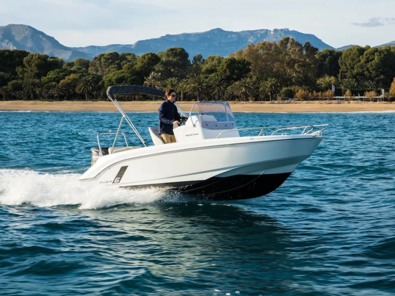 Alquiler de embarcaciones Bénéteau Flyer 6 SPACEdeck enSète en Samboat