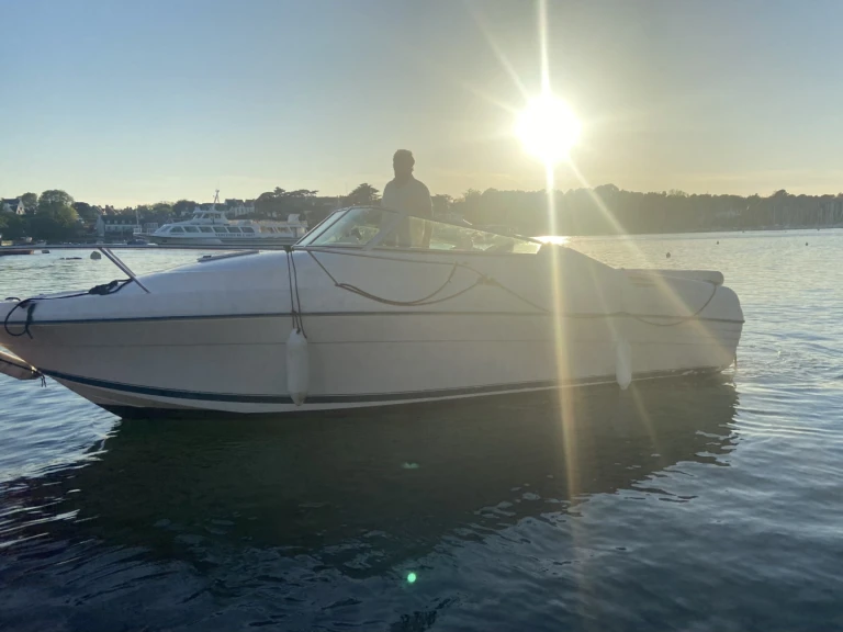 Jeanneau Leader 705 de alquiler a Bénodet