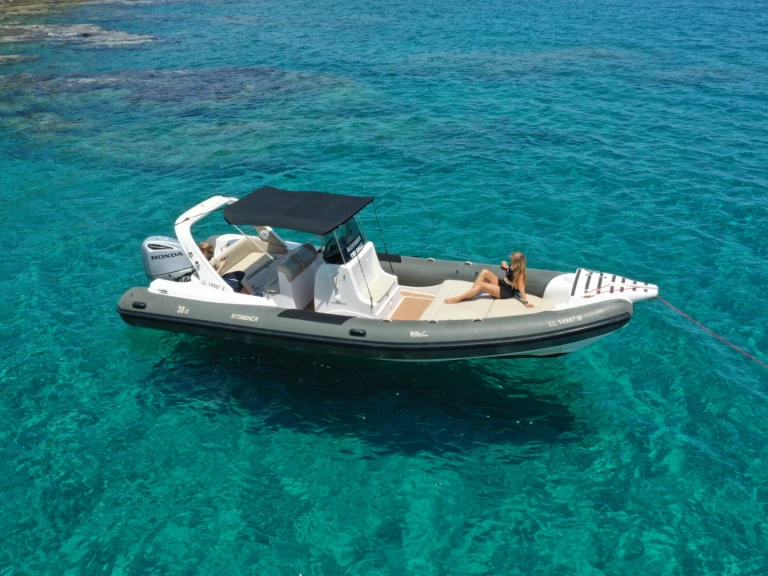 Alquiler Neumática en Latchi - Italboats Stingher 800 GT