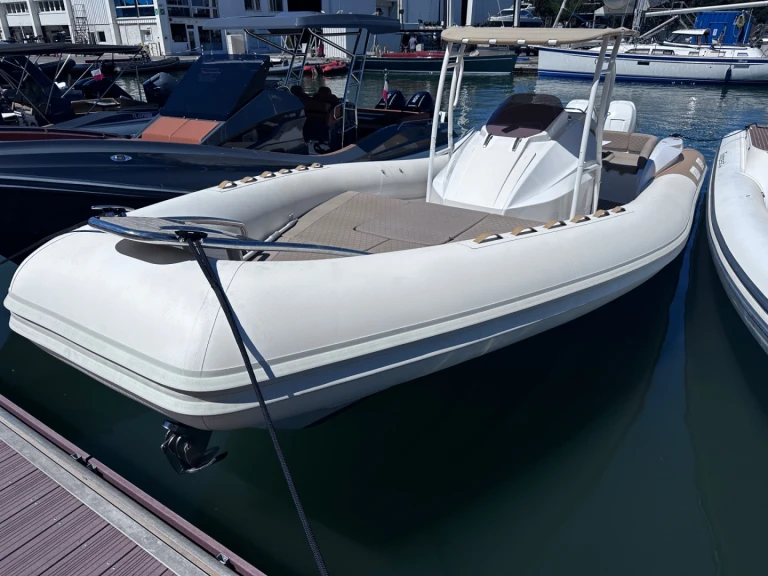 Alquiler de barcos Cogolin barato de 1000