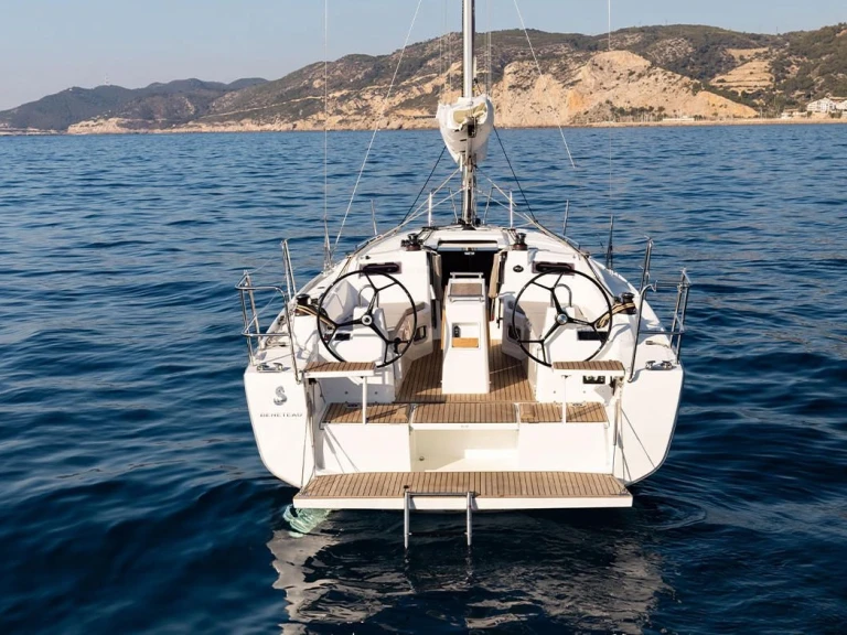 Alquiler de Bénéteau Oceanis 34.1 en Ajaccio