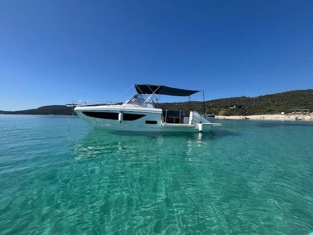 Alquiler de Lancha, con o sin patrón Bénéteau Ajaccio
