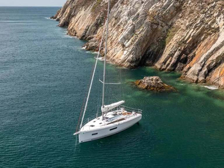 Alquiler Velero Bénéteau con o sin  título de navegación