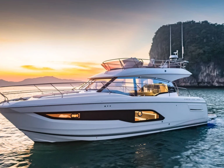 Alquiler de Jeanneau Prestige 420 Fly en Ajaccio