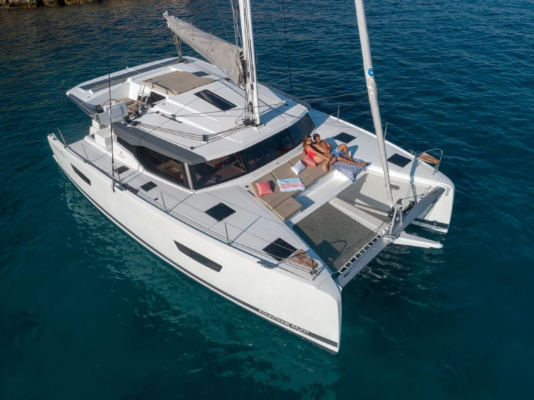 Alquiler de Catamarán, con o sin patrón Fountaine Pajot Ajaccio
