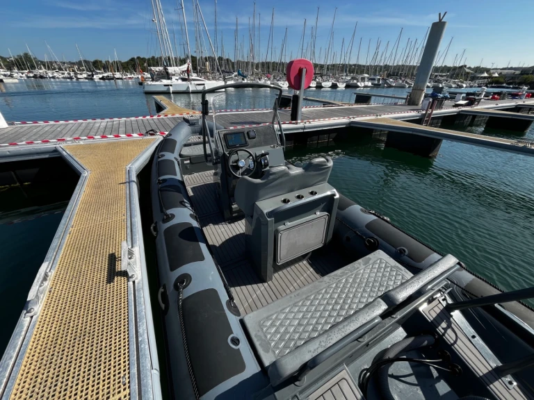 Alquiler de embarcaciones Highfield Patrol 660 enLa Forêt-Fouesnant en Samboat