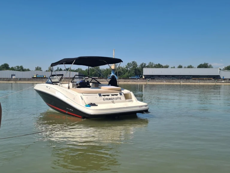 Alquiler de embarcaciones Bayliner BAYLINER VR5 enLe Bourget-du-Lac en Samboat